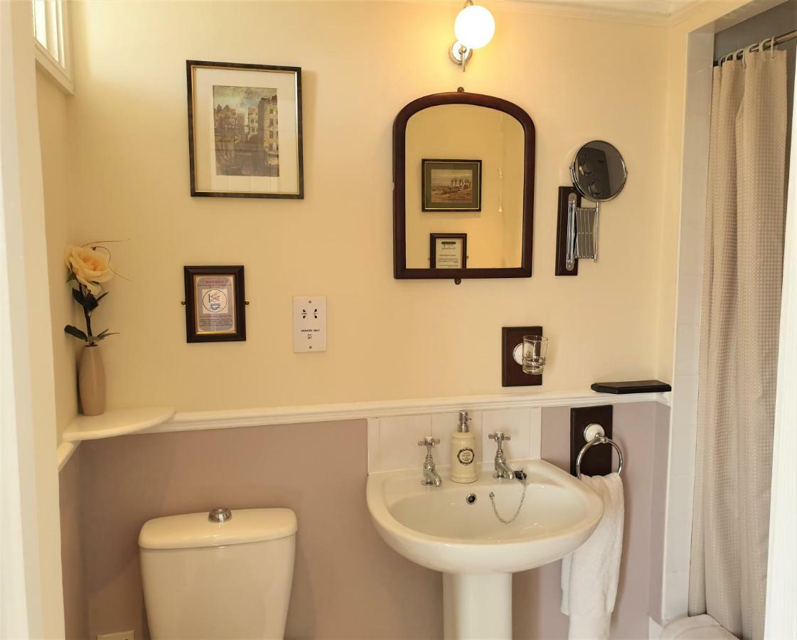 Saint Hilda'S House Bed & Breakfast Whitby Exterior foto