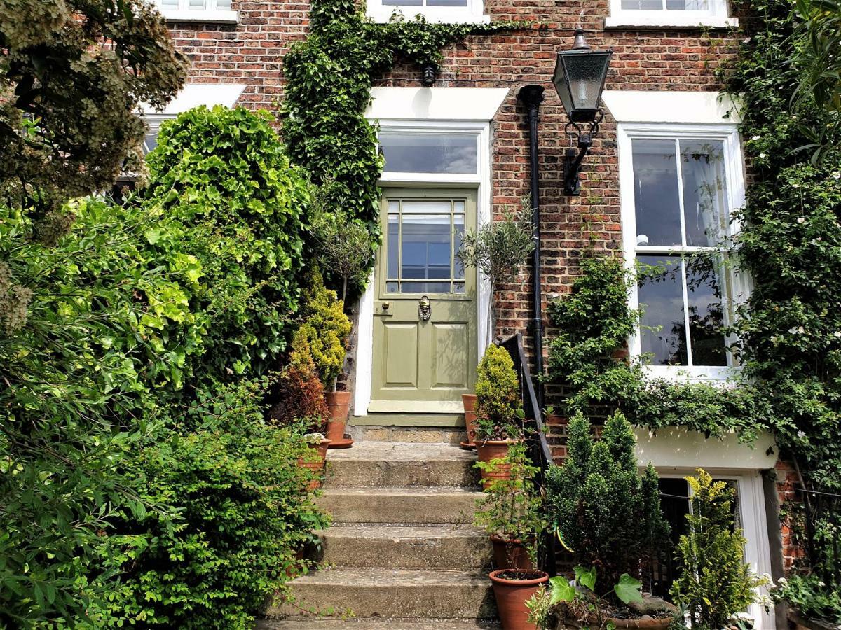 Saint Hilda'S House Bed & Breakfast Whitby Exterior foto